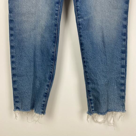 Good American Good Girlfriend Raw Hem Jeans Medium Wash Blue Womens Size 6/28 - Picture 5 of 11